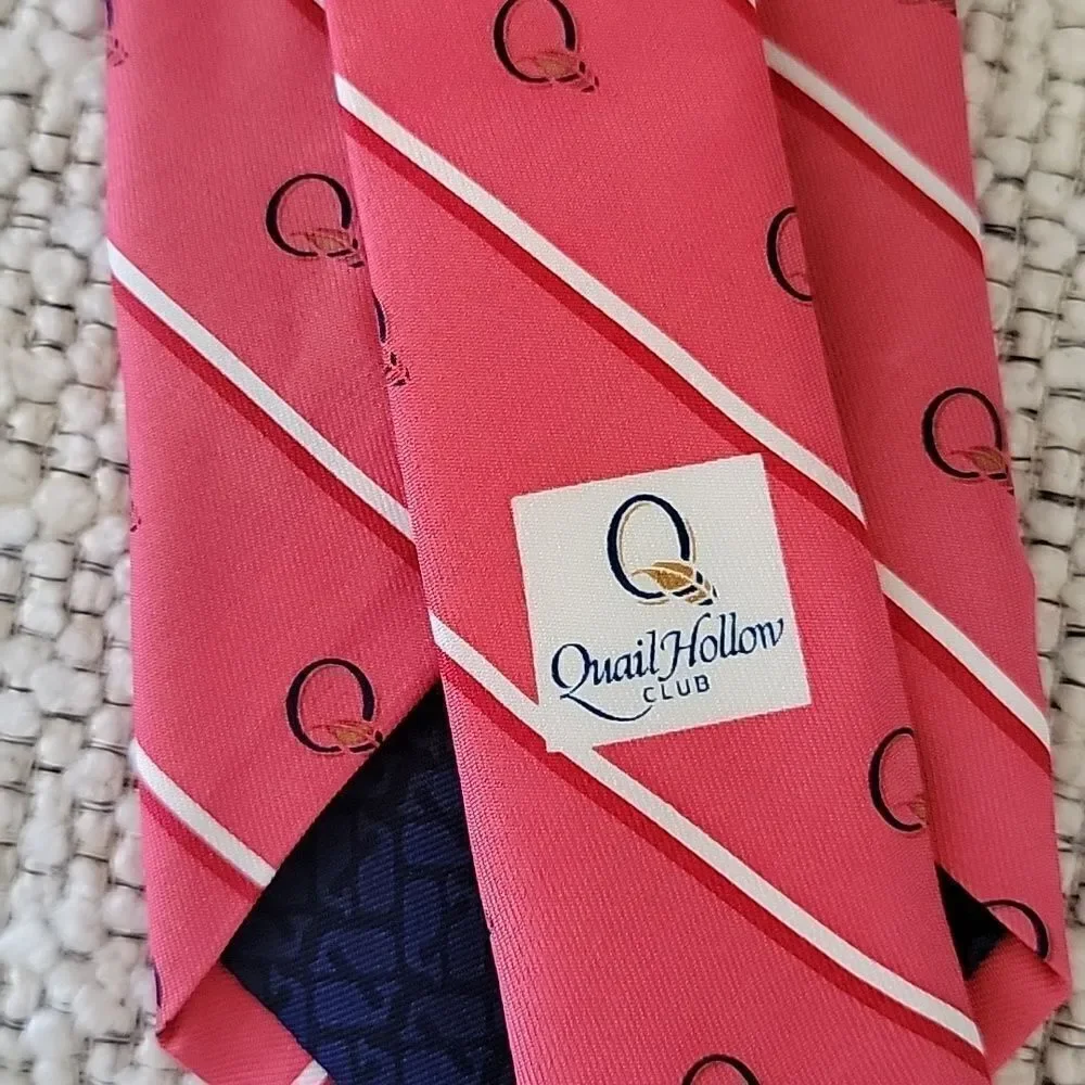 Vineyard Vines “Quail Hollow” Country Club Golf Club PGA Tie Custom Tie New - Picture 3 of 4